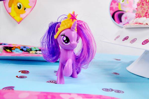 7 Quick and Easy My Little Pony Birthday Party Ideas tip number 5