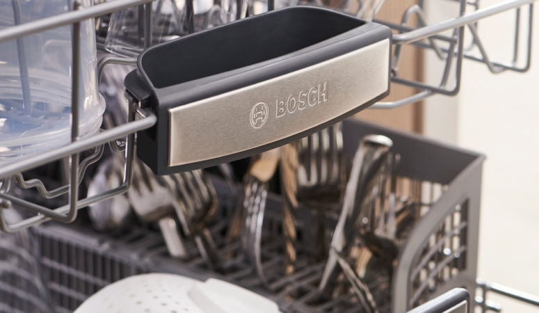 Introducing the Bosch 800 Series dishwasher Crystal Dry