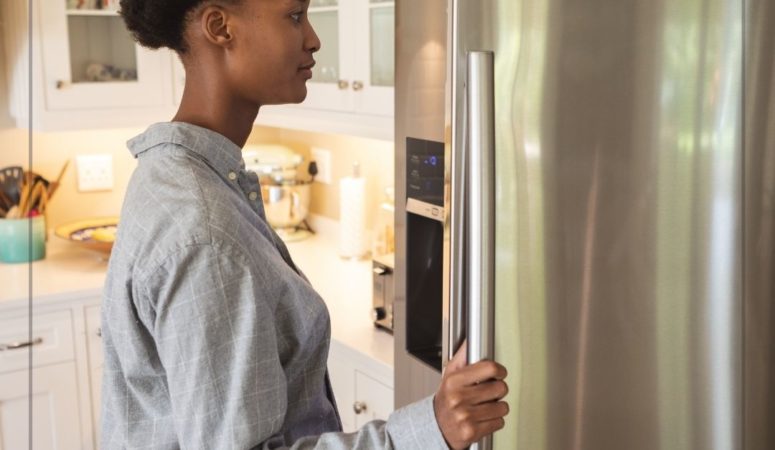 Common Signs That Something Is Wrong With Your Refrigerator