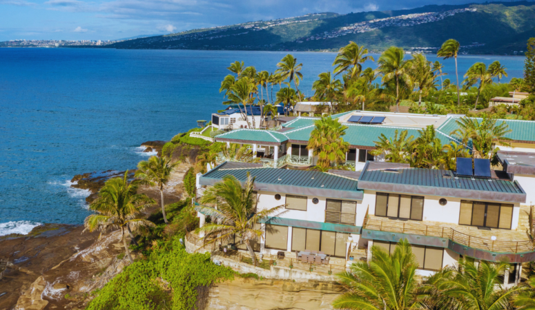 Balancing Work and Leisure: Exploring Vacation Home Rentals in Hawaii for the Ultimate Tropical Getaway