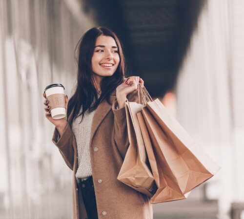 Simple Closet Staples for Moms on the Move